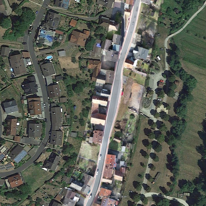 Luftbild der Ortsdurchfahrt von Heimbuchenthal